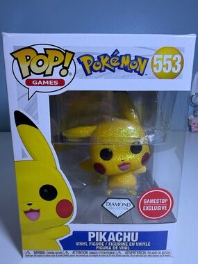 Funko Pop! Games Pokémon Pikachu #553 (Diamond Collection – GameStop Exclusive)